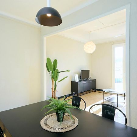 63Par1016- Sunny Apartment In Paralel Barcelona Exterior foto