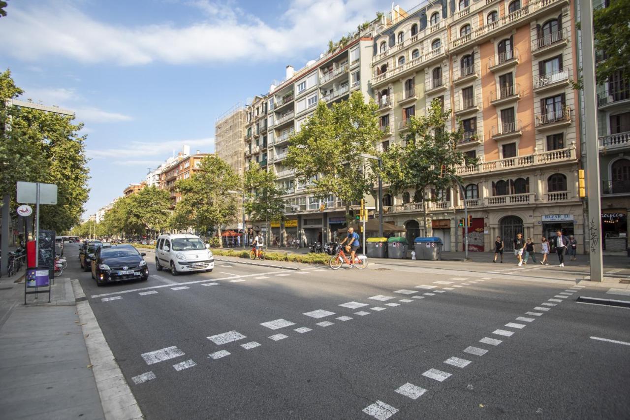 63Par1016- Sunny Apartment In Paralel Barcelona Exterior foto